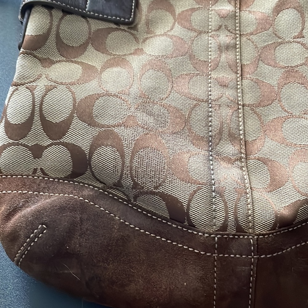 Coach purse - Picture 3 of 12
